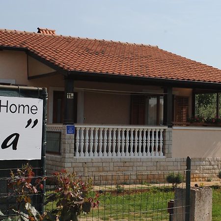Holiday Home Ana PUY 외부 사진